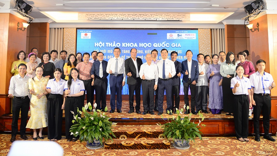 Hội thảo khoa học quốc gia: “Đổi mới mô hình tăng trưởng, kiến tạo các động lực tăng trưởng đột phá để thành phố Huế tiến vào kỷ nguyên mới” 