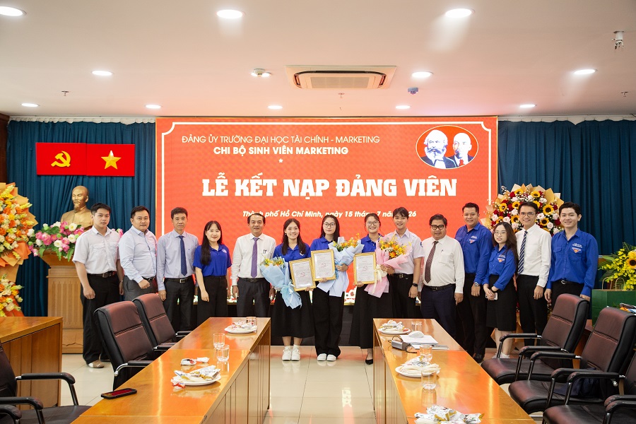 UFM kết nạp 3 Đảng viên mới là chiến sĩ tình nguyện Mùa hè xanh UFM 2026 
